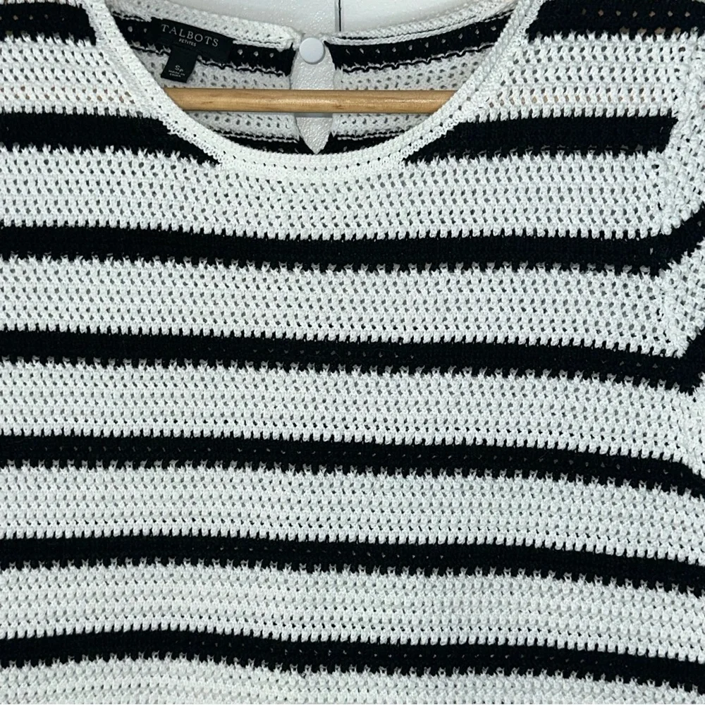Talbots Petite Black & White Knit Short Sleeve Top - Picture 2 of 10